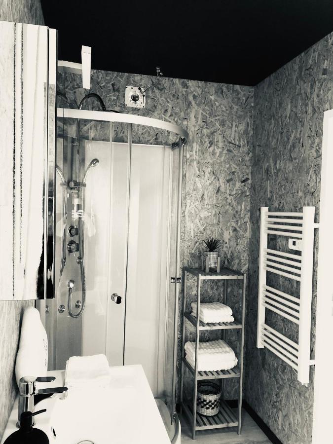 Mini Love Room Jacuzzi Privatif Urimenil Екстериор снимка